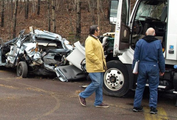 Building the Case for Justice How Truck Accident Lawyers Prove Negligence